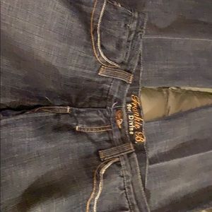 Frankie Jeans rhinestones pockets